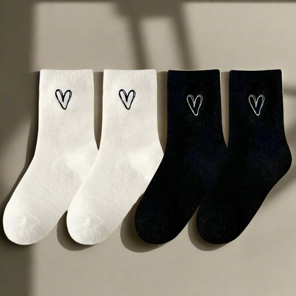 Cozy Socks – Plush Heart-Shaped Warm Hosiery