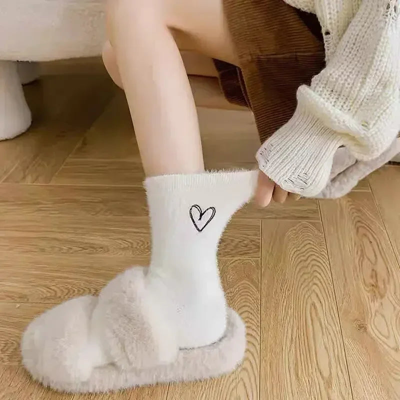 Cozy Socks – Plush Heart-Shaped Warm Hosiery