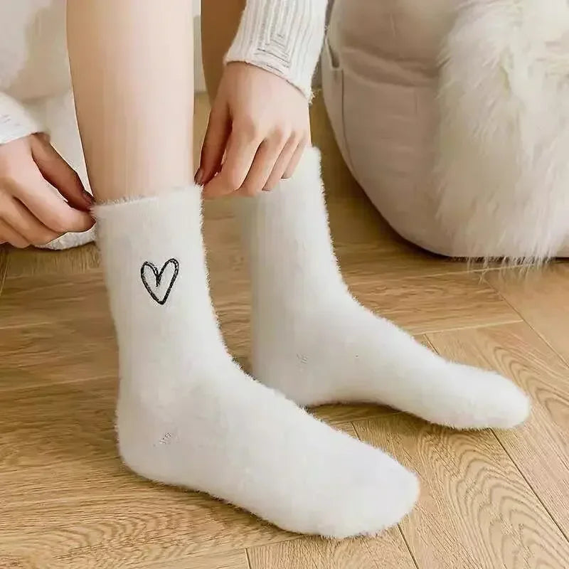 Cozy Socks – Plush Heart-Shaped Warm Hosiery