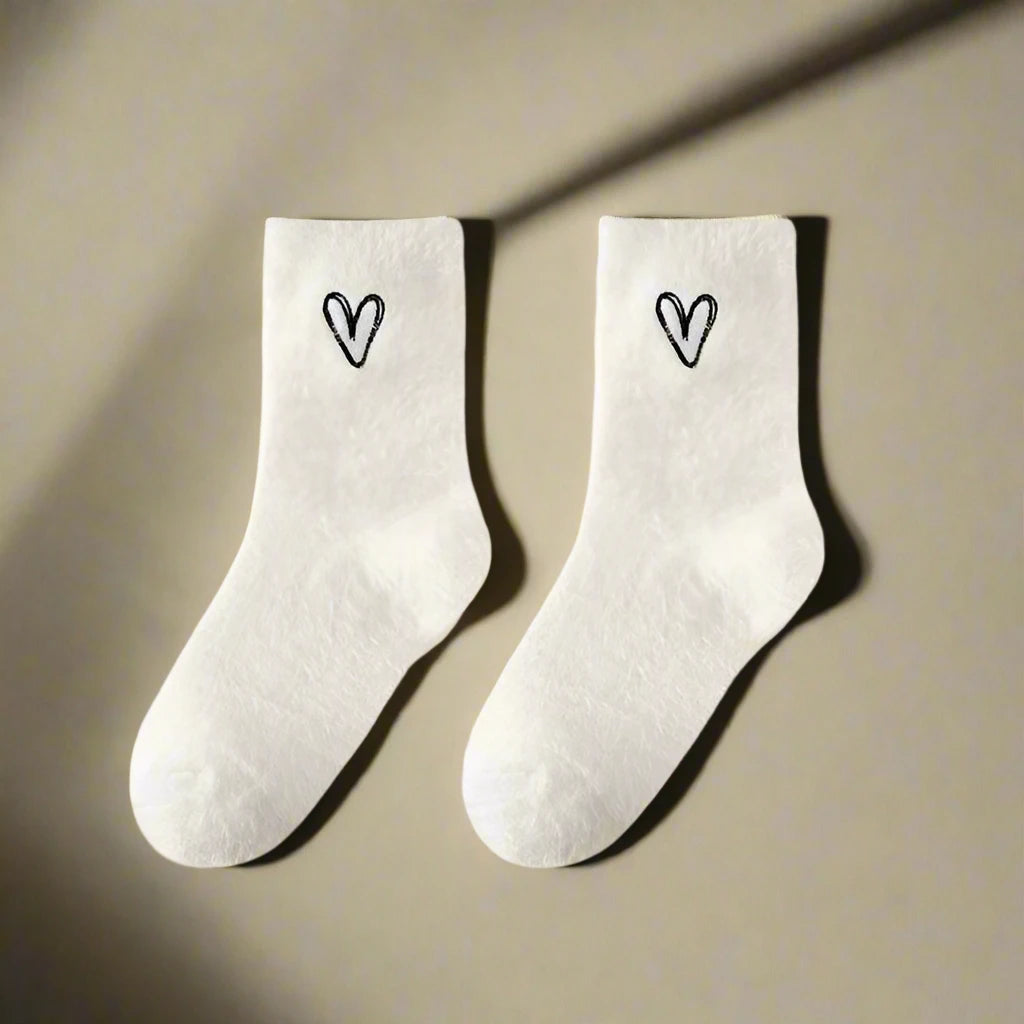 Cozy Socks – Plush Heart-Shaped Warm Hosiery